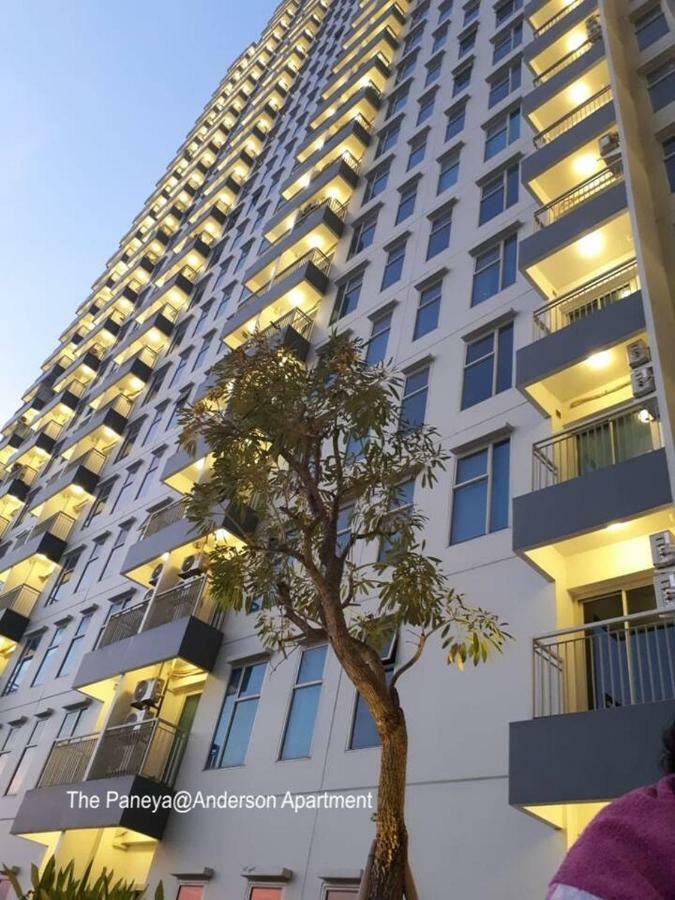 Lägenhet på 29 m² i Dukuh Pakis, med 1 sovrum och 1 badrum  Surabaya Exteriör bild
